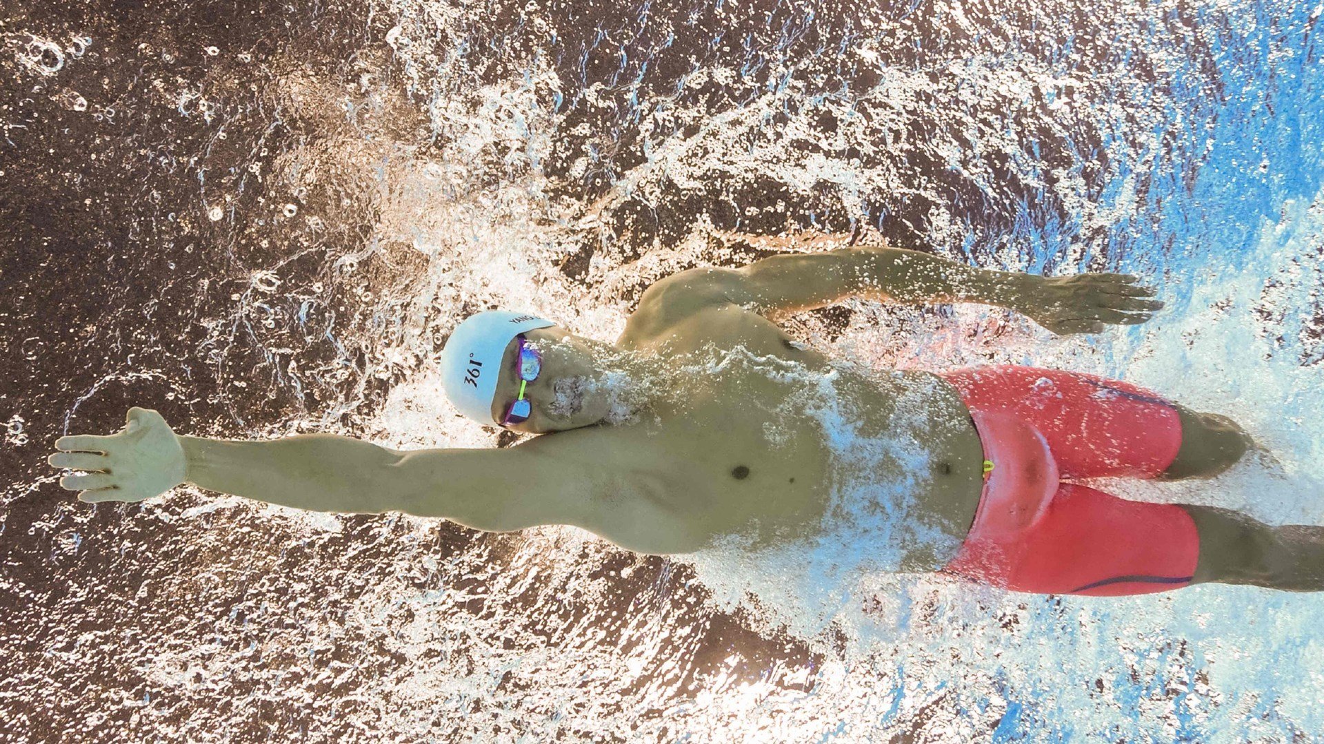 圆桌会议:杨瀚森近期状态分析,球队有专门的中餐厨师?,杨瀚森 篮球