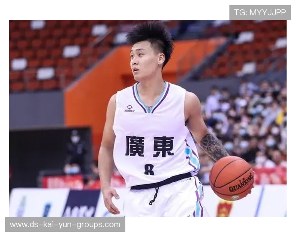 广东队内训爆冲突？赵睿怒怼两新人，回应来了！，广东队赵睿个人资料身高